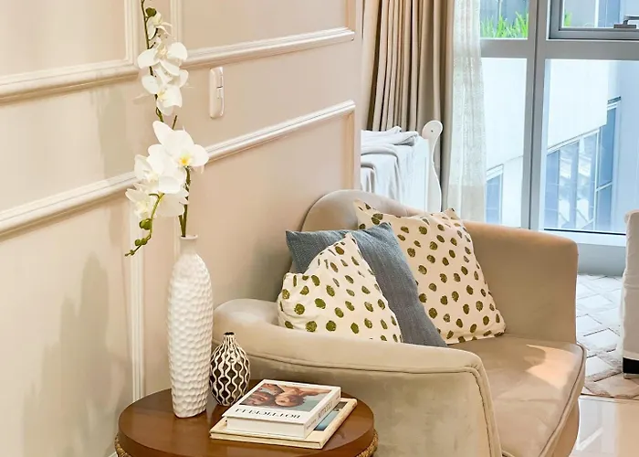 Stylish 1br In Bgc Uptown & Mitsukoshi #upt126d Holiday home