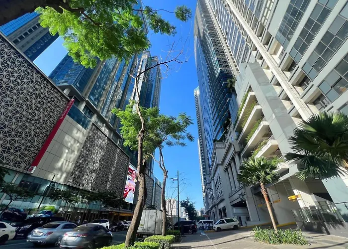 Holiday home Stylish 1br In Bgc Uptown & Mitsukoshi #upt126d