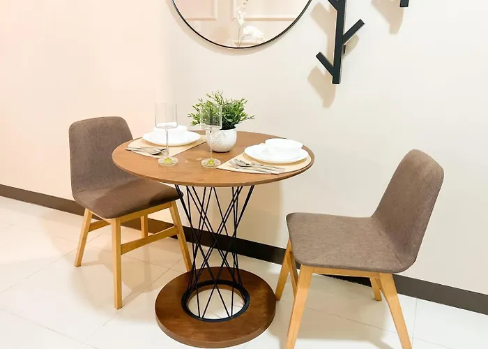Stylish 1br In Bgc Uptown & Mitsukoshi #upt126d * Manila