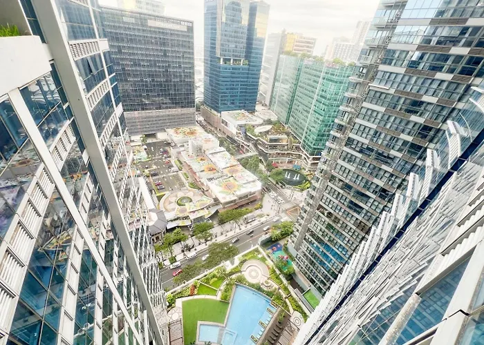 Holiday home Stylish 1br In Bgc Uptown & Mitsukoshi #upt126d
