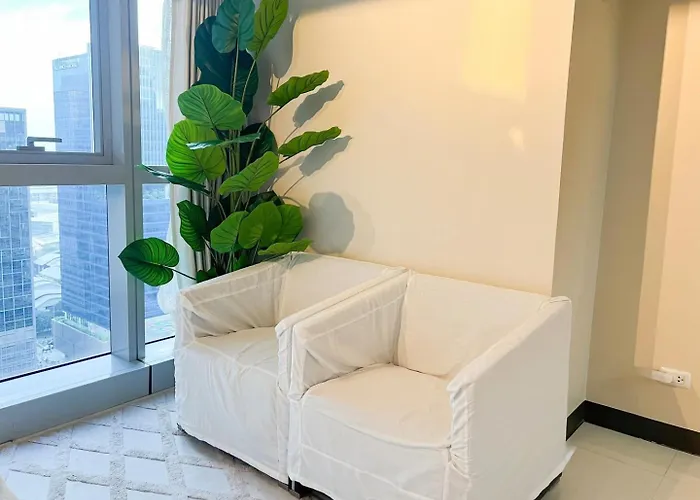 Holiday home Stylish 1br In Bgc Uptown & Mitsukoshi #upt126d *